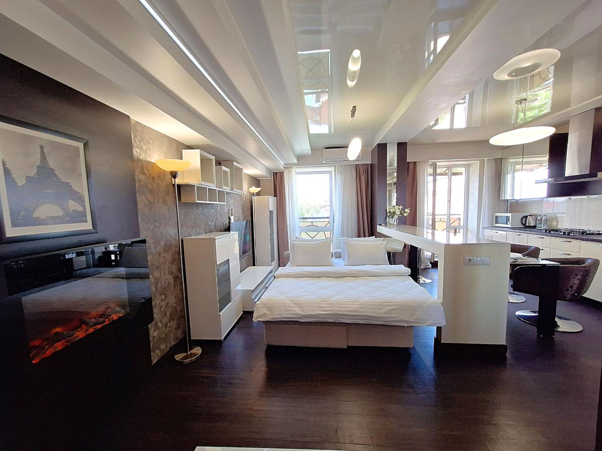 Найбільше Ліжко У Полтаві Мережа Alex Apartments Цілодобово Безконтактне Заселення Poltava Kültér fotó